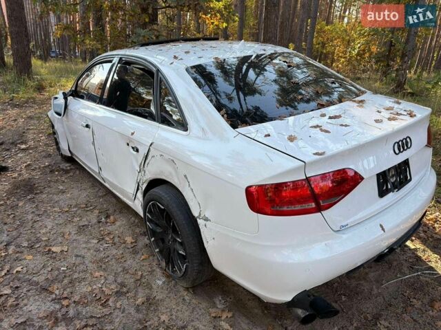 Білий Ауді А4, об'ємом двигуна 2 л та пробігом 200 тис. км за 2650 $, фото 1 на Automoto.ua