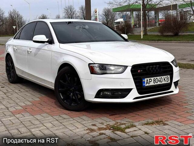 Білий Ауді А4, об'ємом двигуна 2 л та пробігом 192 тис. км за 9999 $, фото 1 на Automoto.ua
