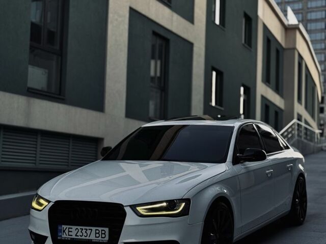 Белый Ауди А4, объемом двигателя 2 л и пробегом 232 тыс. км за 11299 $, фото 1 на Automoto.ua