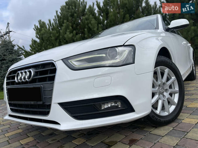 Белый Ауди А4, объемом двигателя 1.8 л и пробегом 220 тыс. км за 12500 $, фото 1 на Automoto.ua