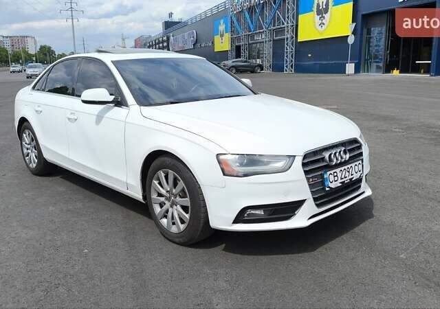 Белый Ауди А4, объемом двигателя 1.98 л и пробегом 273 тыс. км за 10500 $, фото 1 на Automoto.ua