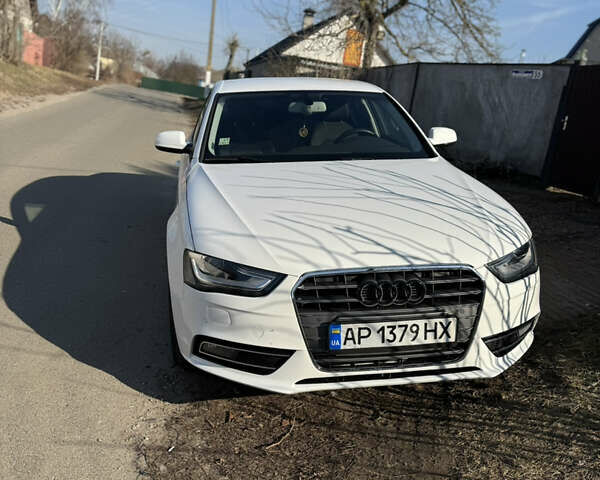 Белый Ауди А4, объемом двигателя 1.8 л и пробегом 196 тыс. км за 11800 $, фото 1 на Automoto.ua