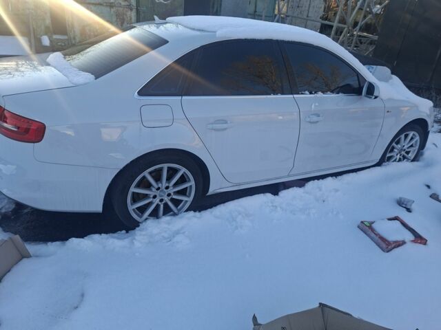 Белый Ауди А4, объемом двигателя 2 л и пробегом 150 тыс. км за 4000 $, фото 1 на Automoto.ua