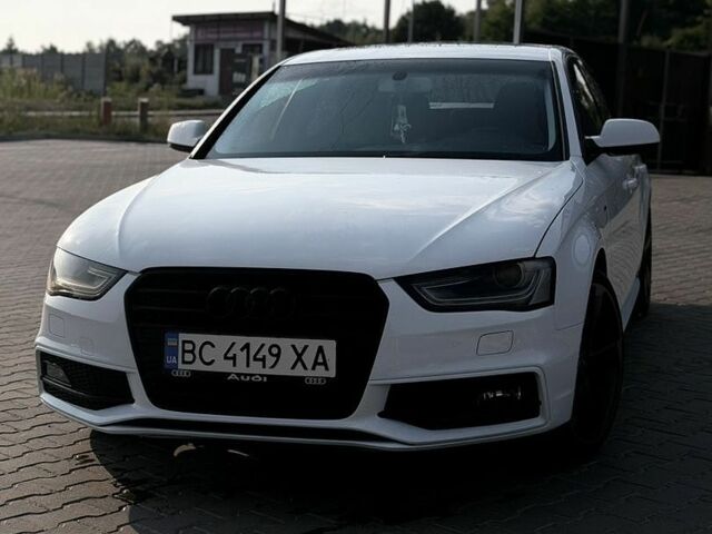 Білий Ауді А4, об'ємом двигуна 2 л та пробігом 216 тис. км за 12500 $, фото 1 на Automoto.ua