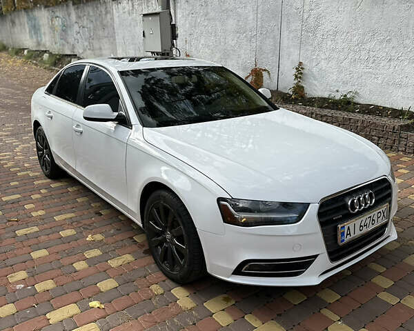 Белый Ауди А4, объемом двигателя 2 л и пробегом 234 тыс. км за 10700 $, фото 1 на Automoto.ua