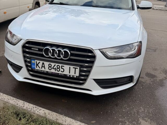 Белый Ауди А4, объемом двигателя 2 л и пробегом 190 тыс. км за 12480 $, фото 1 на Automoto.ua