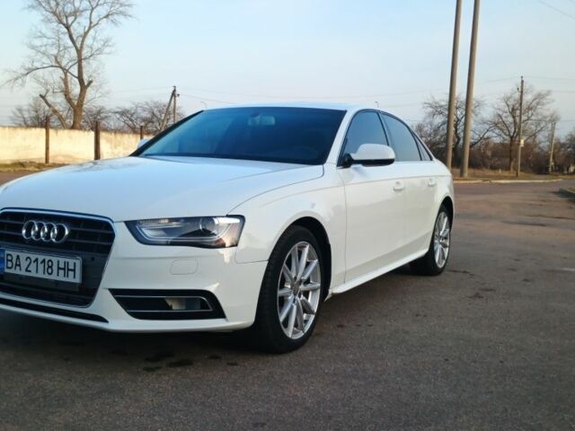 Білий Ауді А4, об'ємом двигуна 2 л та пробігом 218 тис. км за 11900 $, фото 1 на Automoto.ua