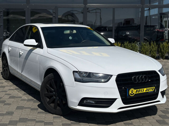 Белый Ауди А4, объемом двигателя 2 л и пробегом 152 тыс. км за 12800 $, фото 1 на Automoto.ua