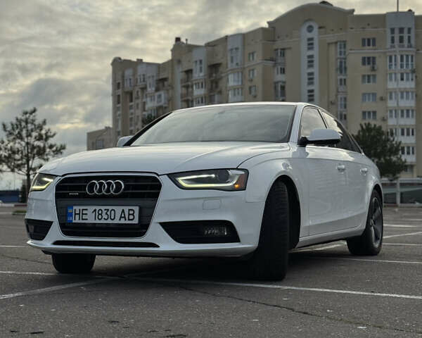 Белый Ауди А4, объемом двигателя 1.98 л и пробегом 135 тыс. км за 13999 $, фото 1 на Automoto.ua