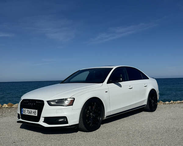 Белый Ауди А4, объемом двигателя 1.98 л и пробегом 300 тыс. км за 9999 $, фото 1 на Automoto.ua