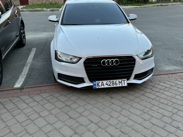 Белый Ауди А4, объемом двигателя 2 л и пробегом 209 тыс. км за 15000 $, фото 1 на Automoto.ua
