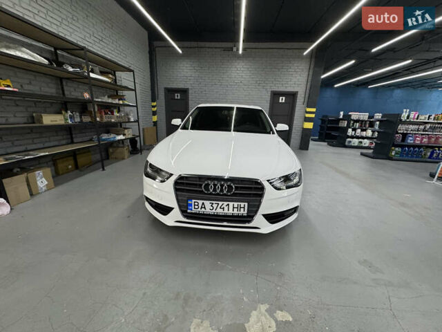 Білий Ауді А4, об'ємом двигуна 1.97 л та пробігом 148 тис. км за 15500 $, фото 1 на Automoto.ua