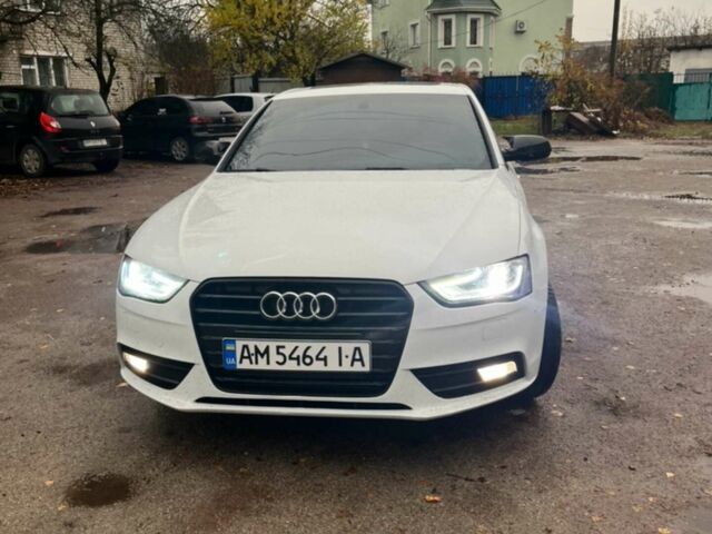 Білий Ауді А4, об'ємом двигуна 2 л та пробігом 241 тис. км за 10700 $, фото 1 на Automoto.ua