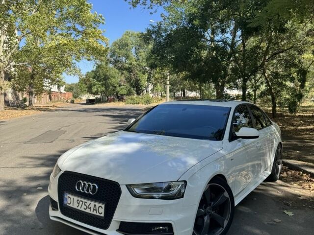 Білий Ауді А4, об'ємом двигуна 2 л та пробігом 240 тис. км за 12002 $, фото 1 на Automoto.ua