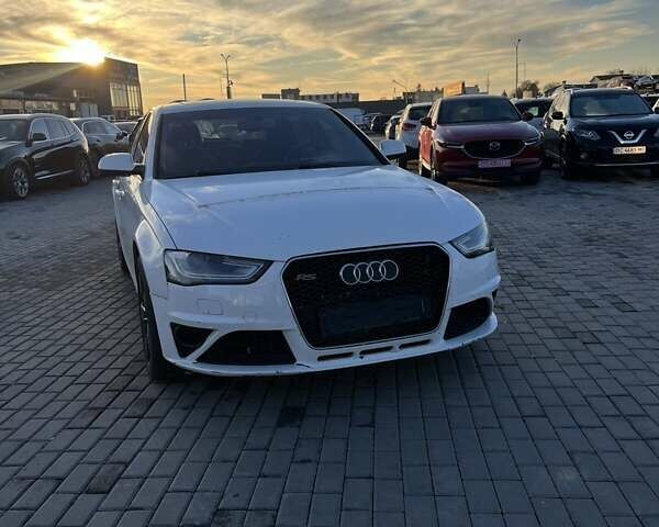 Белый Ауди А4, объемом двигателя 2 л и пробегом 160 тыс. км за 11300 $, фото 1 на Automoto.ua