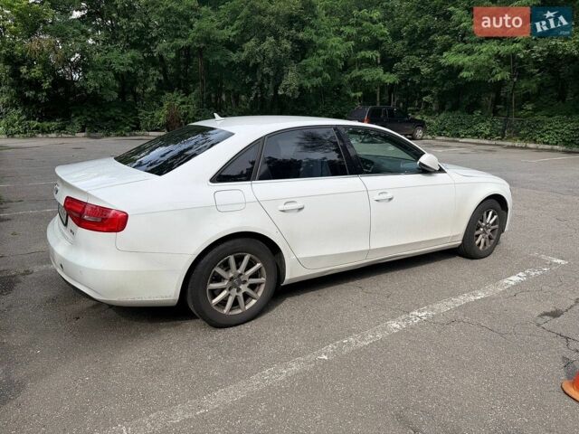 Білий Ауді А4, об'ємом двигуна 1.8 л та пробігом 190 тис. км за 10999 $, фото 1 на Automoto.ua