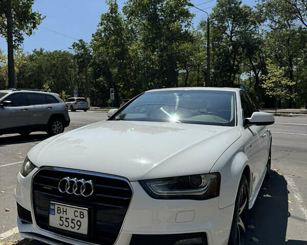 Білий Ауді А4, об'ємом двигуна 1.98 л та пробігом 200 тис. км за 14000 $, фото 1 на Automoto.ua