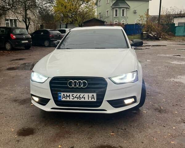 Белый Ауди А4, объемом двигателя 1.98 л и пробегом 241 тыс. км за 12500 $, фото 1 на Automoto.ua