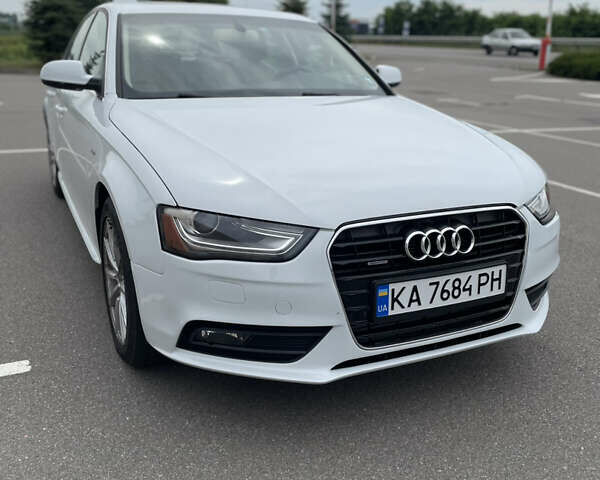 Ауді А4 2015 у Києві на Automoto.ua Білий Ауді А4, об'ємом двигуна 1.98 л та пробігом 208 тис. км за 15800 $, фото 1 на Automoto.ua