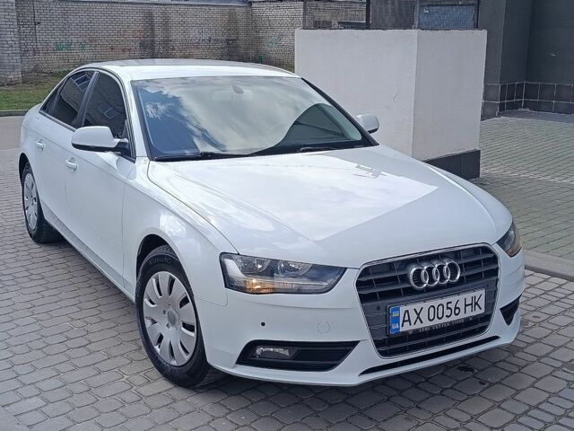 Белый Ауди А4, объемом двигателя 1.8 л и пробегом 218 тыс. км за 10000 $, фото 1 на Automoto.ua