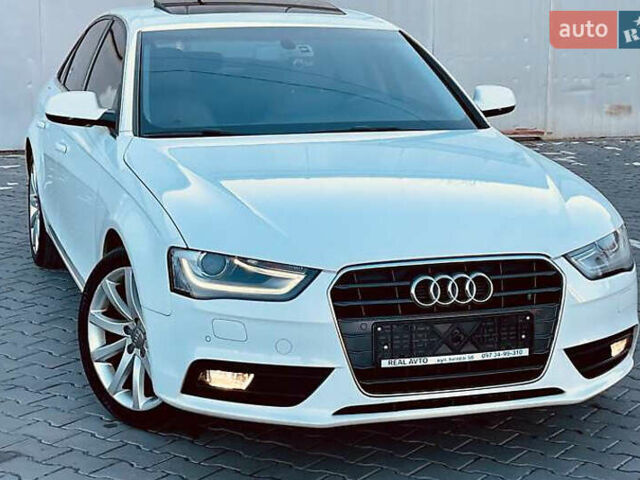 Ауді А4 2015 у Києві на Automoto.ua Білий Ауді А4, об'ємом двигуна 1.97 л та пробігом 143 тис. км за 14400 $, фото 1 на Automoto.ua