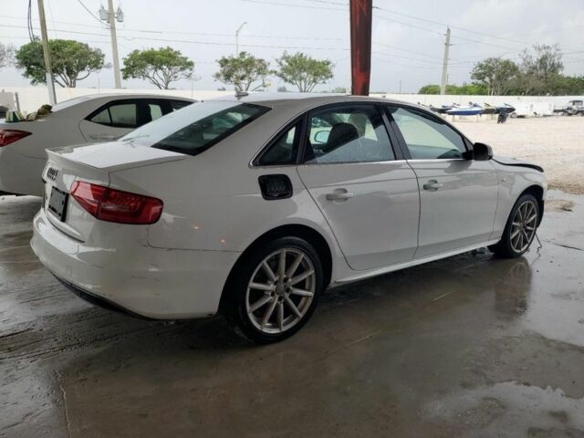 Белый Ауди А4, объемом двигателя 2 л и пробегом 120 тыс. км за 9600 $, фото 1 на Automoto.ua