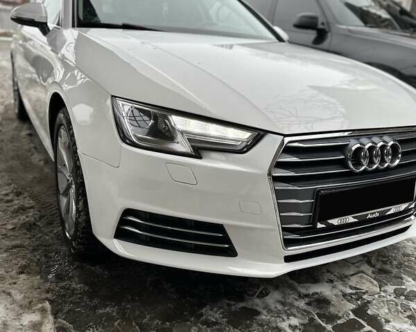 Белый Ауди А4, объемом двигателя 1.98 л и пробегом 173 тыс. км за 14500 $, фото 1 на Automoto.ua