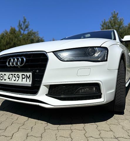 Білий Ауді А4, об'ємом двигуна 2 л та пробігом 177 тис. км за 11700 $, фото 1 на Automoto.ua