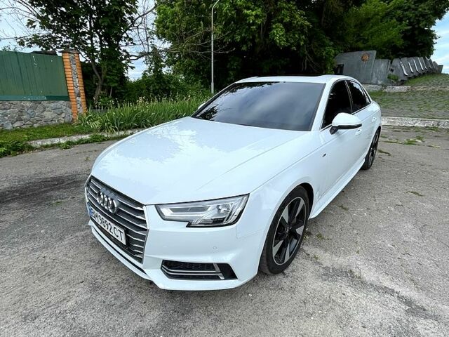 Белый Ауди А4, объемом двигателя 2 л и пробегом 138 тыс. км за 17000 $, фото 1 на Automoto.ua