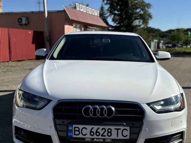 Белый Ауди А4, объемом двигателя 2 л и пробегом 205 тыс. км за 12100 $, фото 1 на Automoto.ua