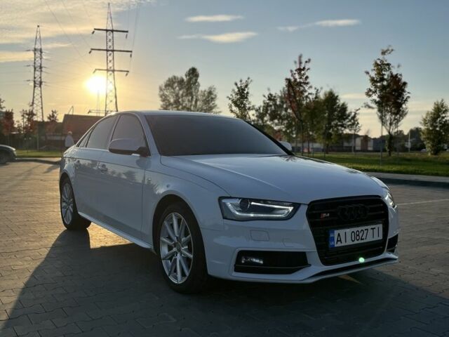 Білий Ауді А4, об'ємом двигуна 2 л та пробігом 206 тис. км за 12536 $, фото 1 на Automoto.ua