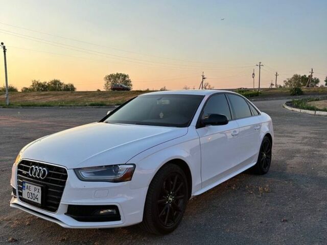 Белый Ауди А4, объемом двигателя 2 л и пробегом 237 тыс. км за 12300 $, фото 1 на Automoto.ua