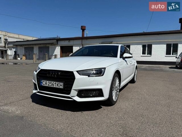 Белый Ауди А4, объемом двигателя 1.98 л и пробегом 120 тыс. км за 17200 $, фото 1 на Automoto.ua