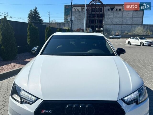Белый Ауди А4, объемом двигателя 1.98 л и пробегом 101 тыс. км за 20500 $, фото 1 на Automoto.ua