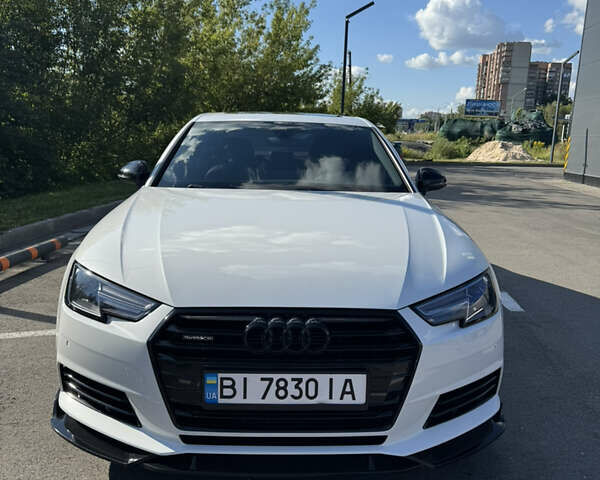 Белый Ауди А4, объемом двигателя 1.98 л и пробегом 125 тыс. км за 20500 $, фото 1 на Automoto.ua