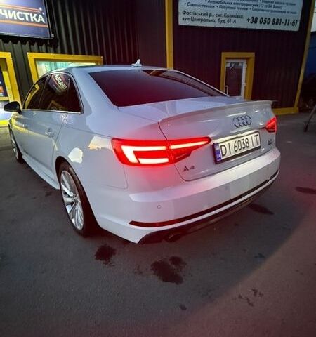 Белый Ауди А4, объемом двигателя 1.98 л и пробегом 170 тыс. км за 20200 $, фото 1 на Automoto.ua