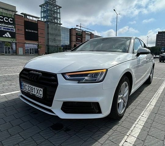 Белый Ауди А4, объемом двигателя 1.98 л и пробегом 267 тыс. км за 14399 $, фото 1 на Automoto.ua