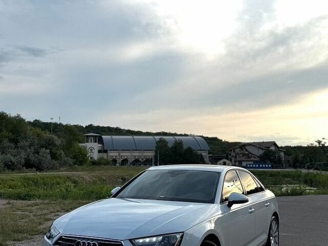 Білий Ауді А4, об'ємом двигуна 2 л та пробігом 238 тис. км за 14800 $, фото 1 на Automoto.ua