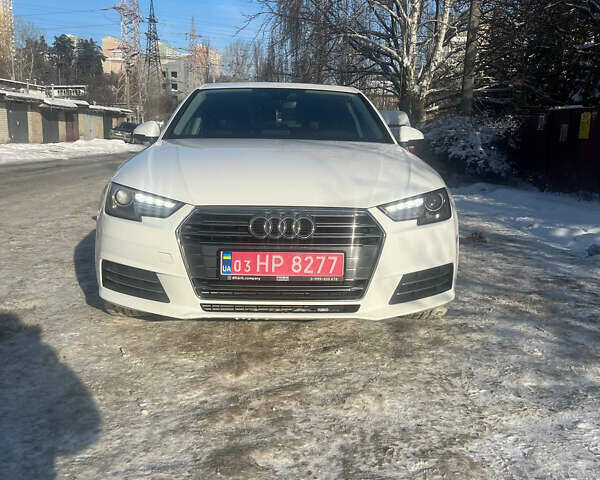 Белый Ауди А4, объемом двигателя 1.98 л и пробегом 140 тыс. км за 18200 $, фото 1 на Automoto.ua