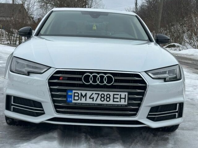 Белый Ауди А4, объемом двигателя 2 л и пробегом 106 тыс. км за 17200 $, фото 1 на Automoto.ua