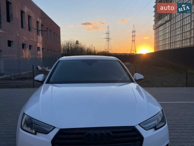 Білий Ауді А4, об'ємом двигуна 1.98 л та пробігом 194 тис. км за 16000 $, фото 1 на Automoto.ua