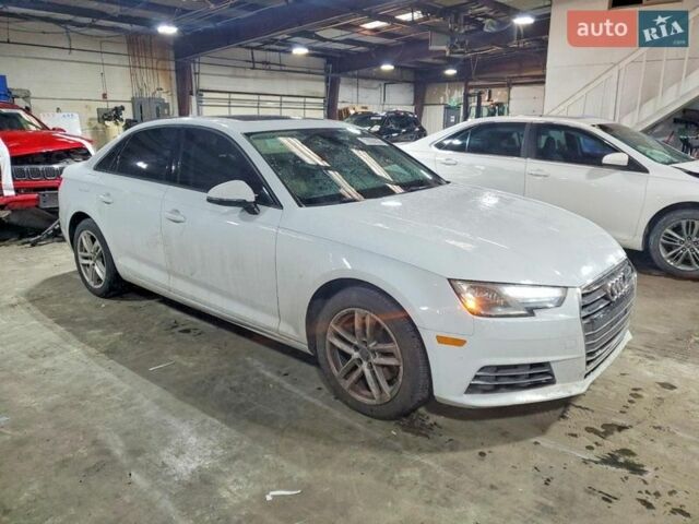 Білий Ауді А4, об'ємом двигуна 2 л та пробігом 129 тис. км за 2500 $, фото 1 на Automoto.ua