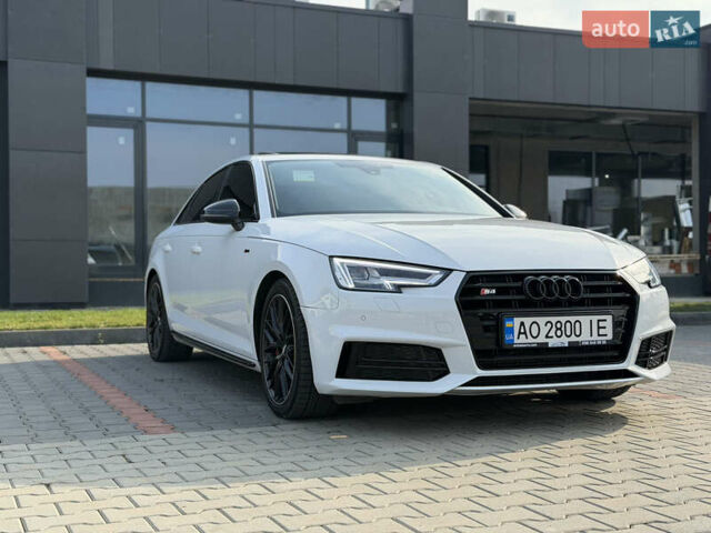 Білий Ауді А4, об'ємом двигуна 1.98 л та пробігом 214 тис. км за 19700 $, фото 1 на Automoto.ua