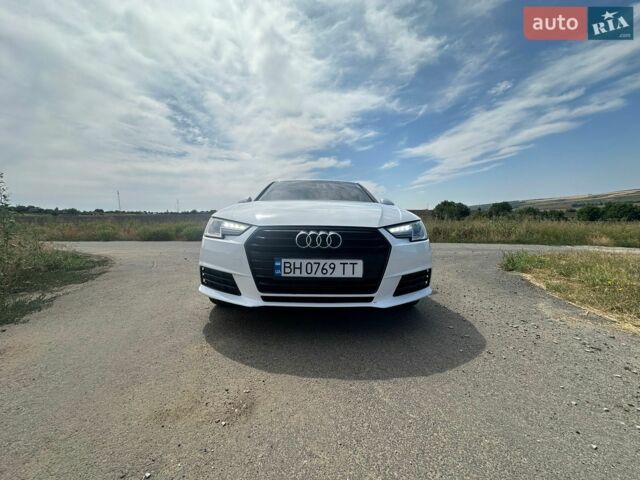 Белый Ауди А4, объемом двигателя 1.98 л и пробегом 182 тыс. км за 17000 $, фото 1 на Automoto.ua