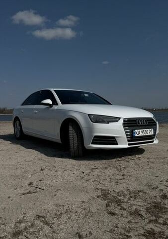 Білий Ауді А4, об'ємом двигуна 1.98 л та пробігом 122 тис. км за 18000 $, фото 1 на Automoto.ua