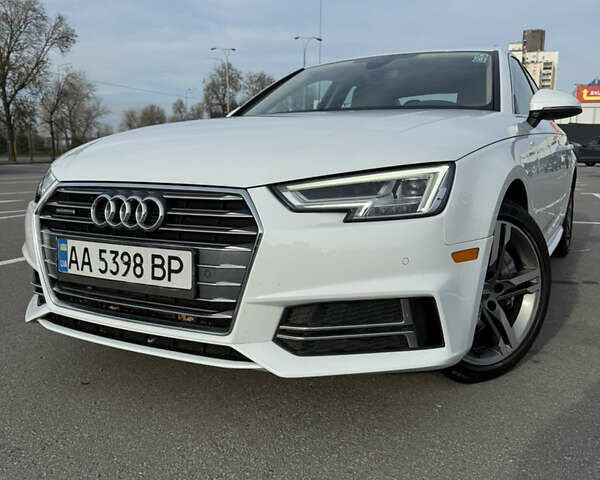 Белый Ауди А4, объемом двигателя 1.98 л и пробегом 137 тыс. км за 21500 $, фото 1 на Automoto.ua