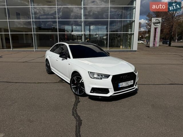 Белый Ауди А4, объемом двигателя 2 л и пробегом 86 тыс. км за 22000 $, фото 1 на Automoto.ua