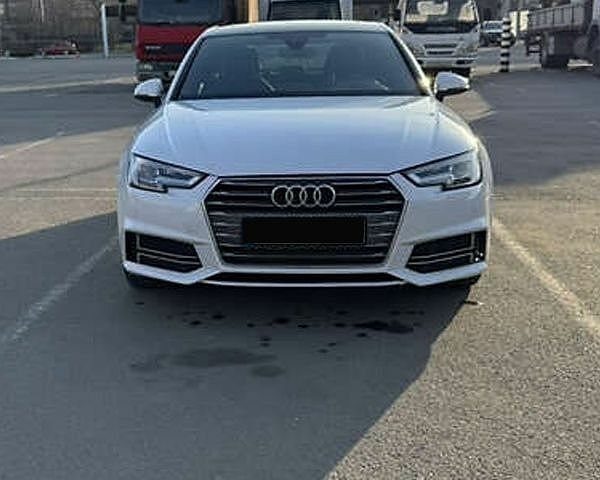 Білий Ауді А4, об'ємом двигуна 1.98 л та пробігом 80 тис. км за 16500 $, фото 1 на Automoto.ua