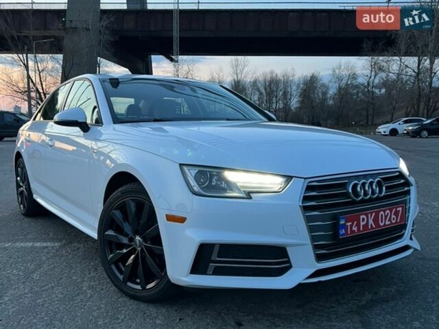 Белый Ауди А4, объемом двигателя 2 л и пробегом 134 тыс. км за 16800 $, фото 1 на Automoto.ua