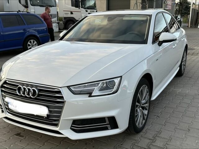 Ауди А4 2018 в Николаеве на Automoto.ua Белый Ауди А4, объемом двигателя 0 л и пробегом 75 тыс. км за 19300 $, фото 1 на Automoto.ua